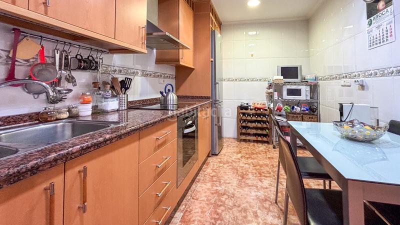 Foto cf59cf39-363c-4ce4-a0a4-886ec44f5e26. Maison jumelée avec chauffage parking dans El Travaló - Martínez Valero Elche / Elx