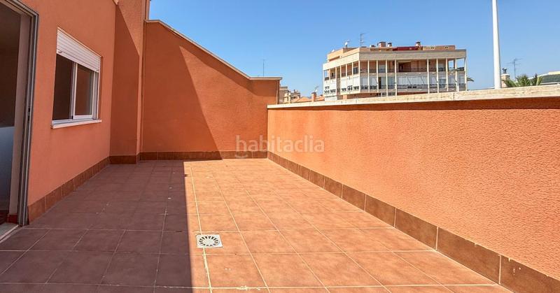 Foto 1608dd03-a285-43a7-bd68-39255ad95100. Semi detached house with heating parking in El Travaló - Martínez Valero Elche / Elx