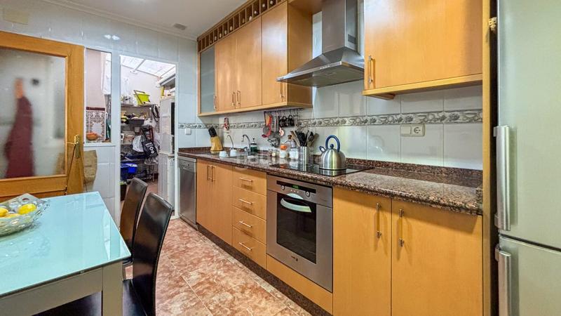 Foto 9383c959-a63b-4bec-b518-3c802c0c50e0. Semi detached house with heating parking in El Travaló - Martínez Valero Elche / Elx