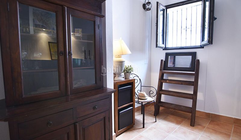Foto c7e91f6d-7222-4709-810f-502a6399d9a6. Casa a Casco Antiguo - Sta. Cruz - Ayuntamiento Alicante