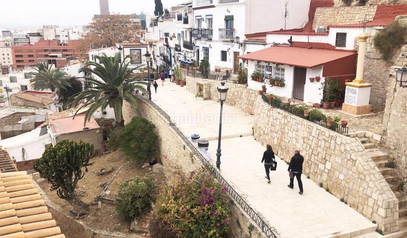 Foto 38a965f0-d9bb-4e38-aa92-e28f1fa0cf58. Haus in Casco Antiguo - Sta. Cruz - Ayuntamiento Alicante