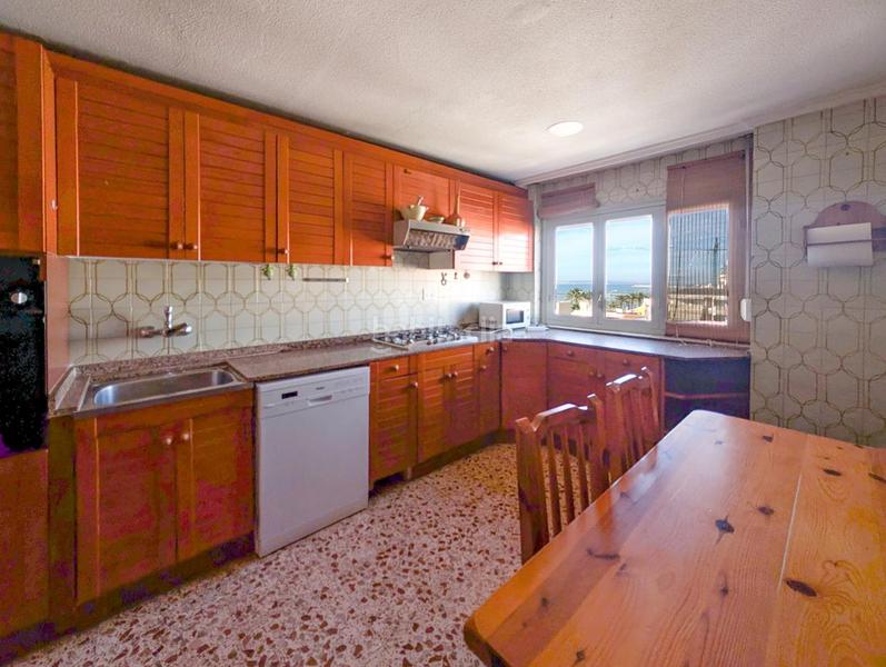 Foto b7418f25-80ac-487b-97f1-0aad353b3571. Flat with parking in Calas Santiago Bernabeu Santa Pola