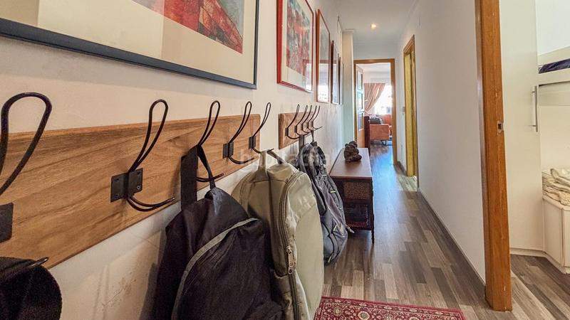 Foto f4d4cd15-f4a5-4fd6-8eb9-6ac89a782158. Dúplex en Playa Levante Santa Pola