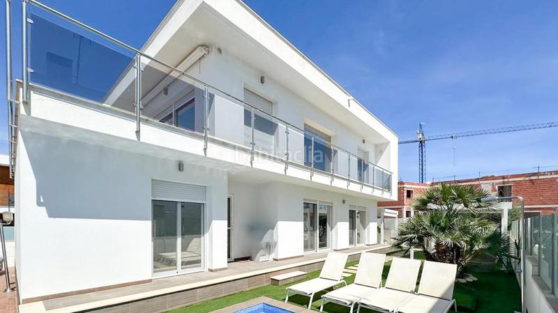 Foto c7c63131-47c0-437f-93f3-5a26e29cc5e0. Casa amb aparcament piscina a Monte y Mar Santa Pola