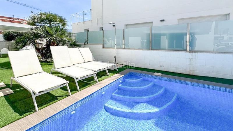 Foto f45c0e0d-2d54-45d0-bd70-4994ce17f66a. Casa amb aparcament piscina a Monte y Mar Santa Pola
