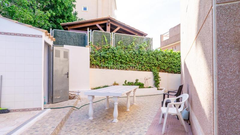 Foto ab5a09b9-a74b-4a79-9935-5ac63ef79850. Piso en Calas Santiago Bernabeu Santa Pola