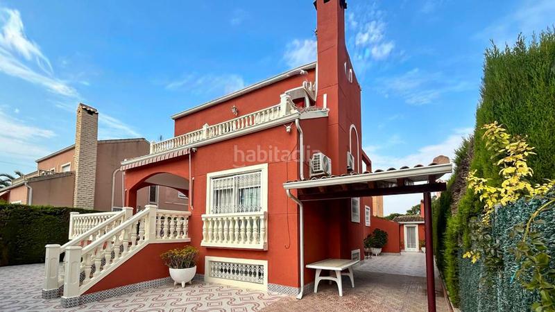 Foto 51265aa6-21f9-4408-94fb-96a21670825f. Casa amb piscina a Valverde Elche / Elx