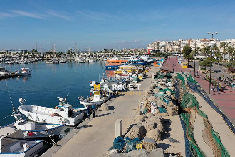 Foto 6fbb0cb5-02bd-45be-a9d0-4485ab5201c0. Piso en Playa Levante Santa Pola