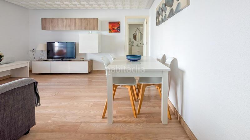 Foto ed3da8f5-42d0-43dc-89ff-811f8526de9a. Flat in Gran Playa Santa Pola