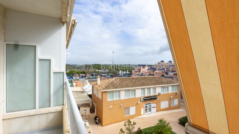 Foto b8d90b87-4a22-4e4b-8fb0-1a6db2d2fd60. Pis a Gran Playa Santa Pola