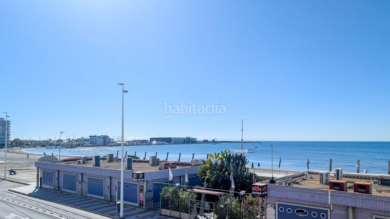 Foto bc0f82e8-deed-400e-9d3f-a7a19cdcd57d. Pis a Gran Playa Santa Pola