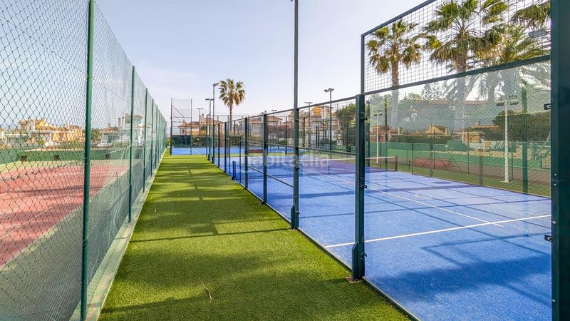 Foto 7451fae0-5fa3-4ba1-8e0f-b70617a0b4e7. Casa amb piscina a Monte Faro-Altomar II Santa Pola