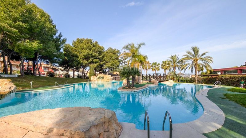 Foto d3104245-9d1f-4411-802e-3d4cc226d319. Casa amb piscina a Monte Faro-Altomar II Santa Pola