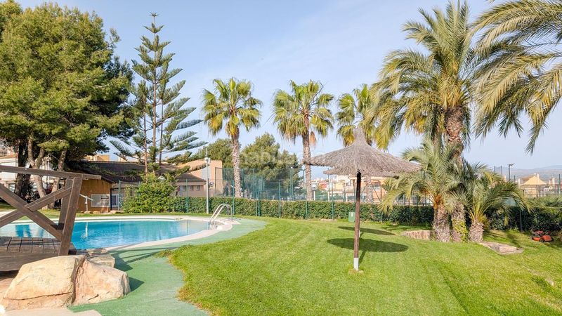 Foto f01b2294-21b3-4a4b-877c-c8f3a7442d94. Casa amb piscina a Monte Faro-Altomar II Santa Pola