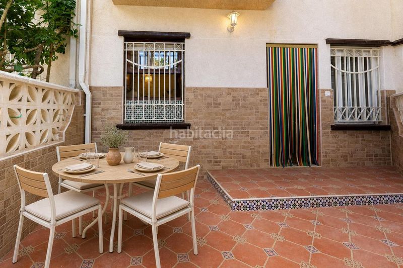 Foto e214b45f-7cd2-420b-a6bb-8183a7792612. Casa a Gran Playa Santa Pola