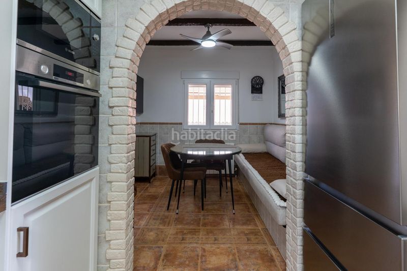 Foto 4abd89cb-2252-44e6-b824-0e25c224d6f0. Casa amb calefacció aparcament piscina a Valverde Elche / Elx