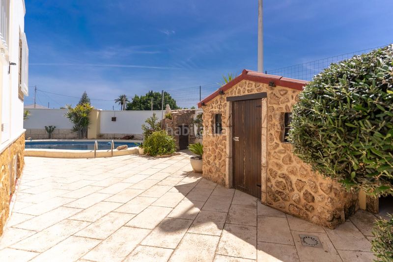 Foto 966c5104-58b2-4980-8d44-bd697edce625. Casa amb calefacció aparcament piscina a Valverde Elche / Elx