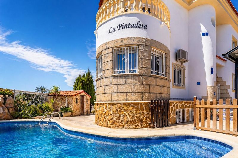 Foto dd61be92-db59-423e-ace6-59d64b7b39e9. Casa amb calefacció aparcament piscina a Valverde Elche / Elx