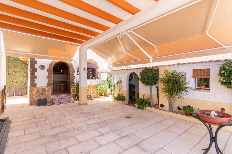 Foto e1daf488-064e-4004-901a-7b2d4f2b66a1. Casa amb calefacció aparcament piscina a Valverde Elche / Elx
