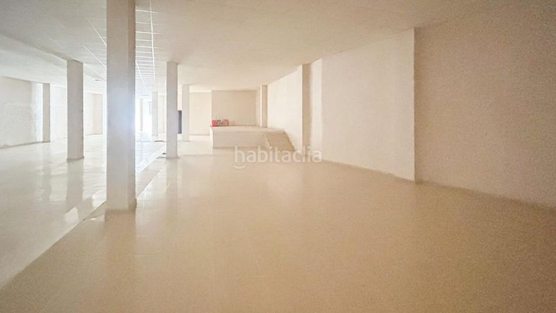 Foto 396d65d9-d1d2-420a-b98b-e2eb4ed9baa1. Local comercial a Las Bayas Elche / Elx