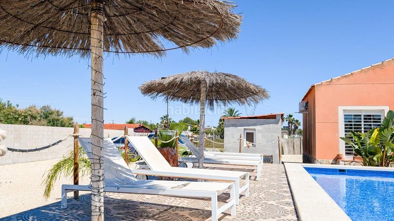 Foto e704b412-8839-4b83-8b37-f79b33ca363c. Casa amb piscina a La Foia - Daimés - Asprella Elche / Elx