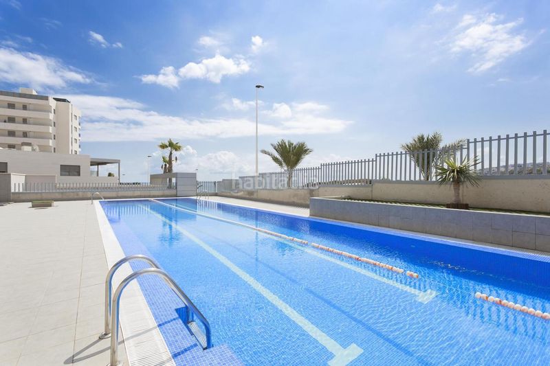 Foto cd326995-9bd9-4d40-9816-b2f12803933e. Pis amb aparcament piscina a Los Arenales del Sol Elche / Elx