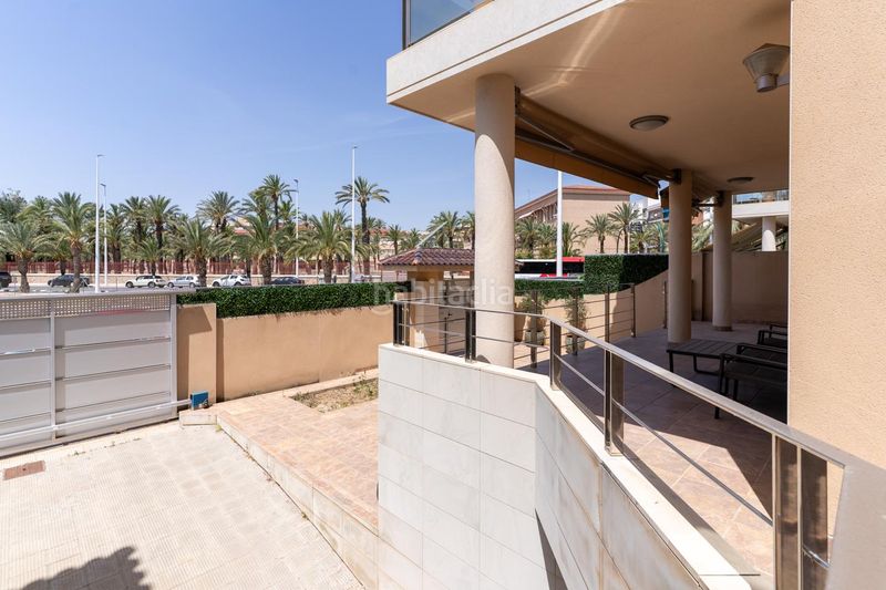 Foto 44bd63f8-bf67-4f88-8ab6-d21559f13435. Casa amb aparcament a Ciutat Jardí - Torreta Verdí Elche / Elx