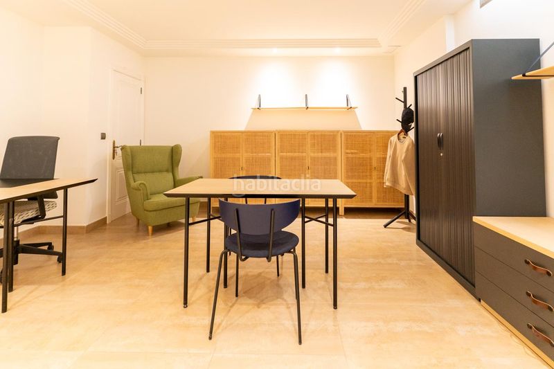 Foto 4c851a34-0056-4864-846e-3706366a6b80. Casa amb aparcament a Ciutat Jardí - Torreta Verdí Elche / Elx