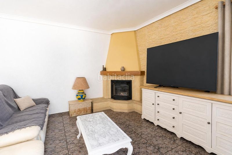 Foto 10a4d288-7366-4b68-95ab-04d613b281fe. Casa amb aparcament piscina a La Marina Elche / Elx