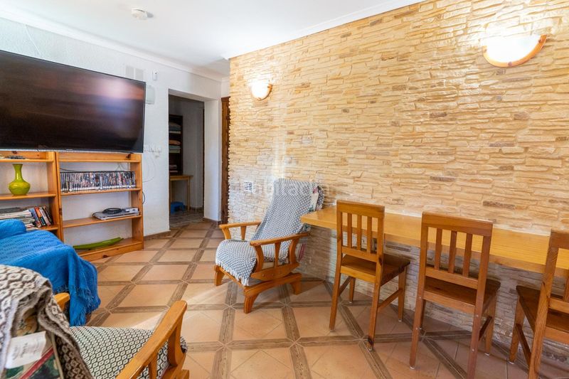 Foto 272a6956-7004-4584-b7b8-19f5cea0c480. Casa amb aparcament piscina a La Marina Elche / Elx