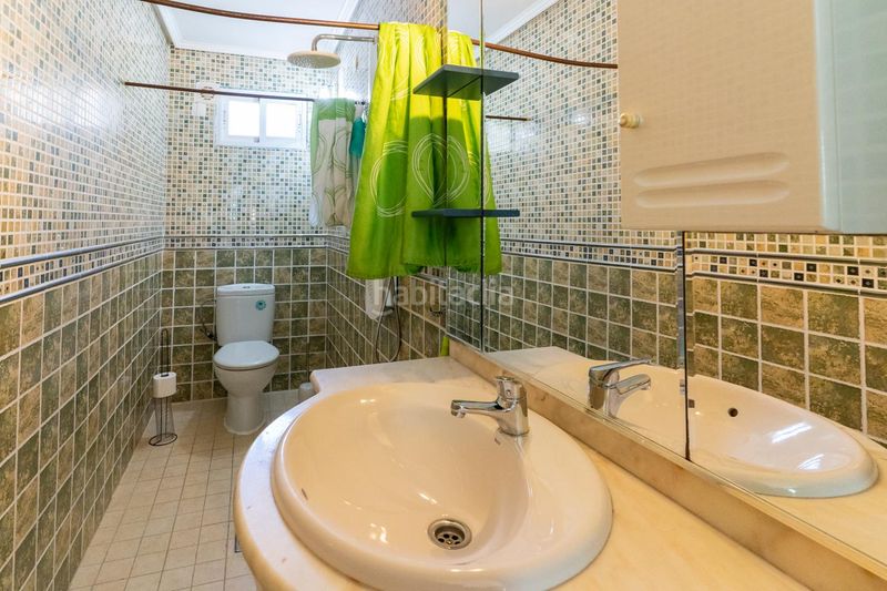 Foto 5cfaea8d-62ff-43ea-a22a-a6dbe76273f7. Casa amb aparcament piscina a La Marina Elche / Elx