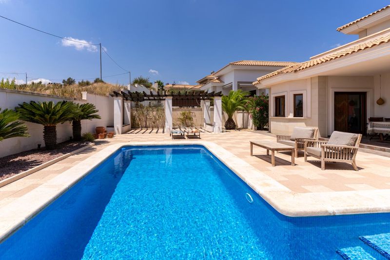 Foto a847497c-9dbd-4689-8c90-950b305b034d. Casa amb aparcament piscina a Monòver