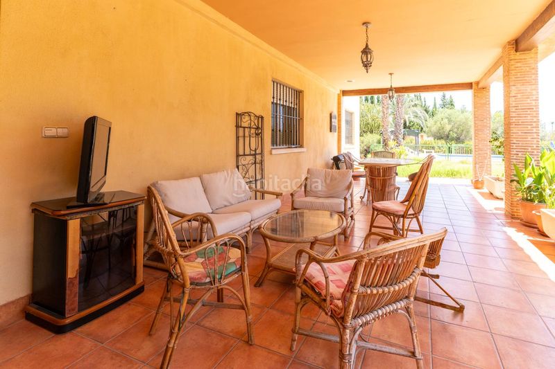 Foto a77b5030-b060-44ca-bb7f-a8ba8260b04c. Casa amb calefacció aparcament piscina a Perleta - Maitino Elche / Elx