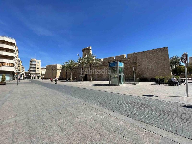 Foto e85f2ab3-24e6-4ebe-acaa-fb4d7f7ca2bc. Dúplex a Centro Santa Pola