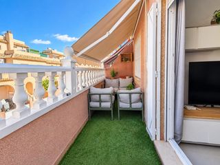 Casa aparellada a Calle de Creta