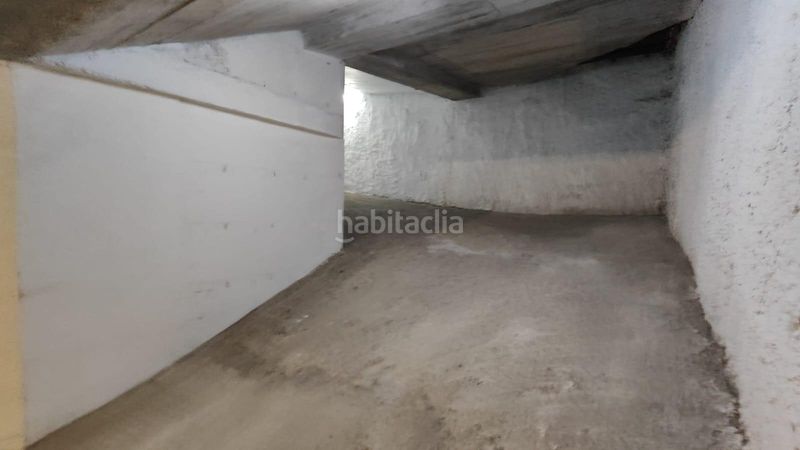 Foto b4b37db6-34c4-402c-8d0b-a664d8597227. Aparcament cotxe a Creu Alta Sabadell