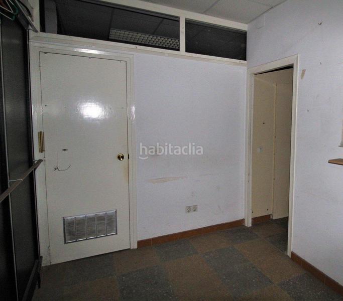 Foto c79ea2dd-d2ba-4746-bf11-6aa75d96a832. Local comercial a Calella