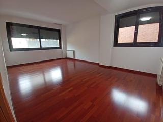 Pis a Eixample. Piso de 2 habitaicones en el centro
