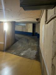 Lloguer Aparcament cotxe a Centre. Plaza de parking en alquiler en el centro