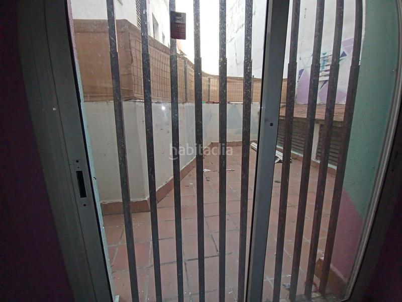 Foto 8afdb543-cec2-4be4-94fb-340ccd6c4ecb. Local comercial a Centre Rubí