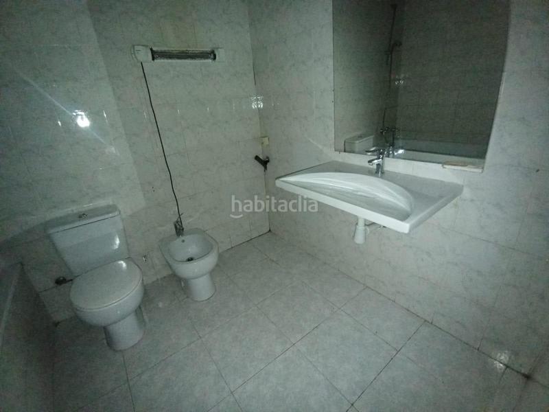 Foto 8e6e4975-e489-4f8b-afec-eef1c6e1f182. Local comercial a Centre Rubí