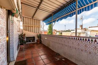 Casa a Torre-romeu. Casa de 4 habitaciones, patio y garaje