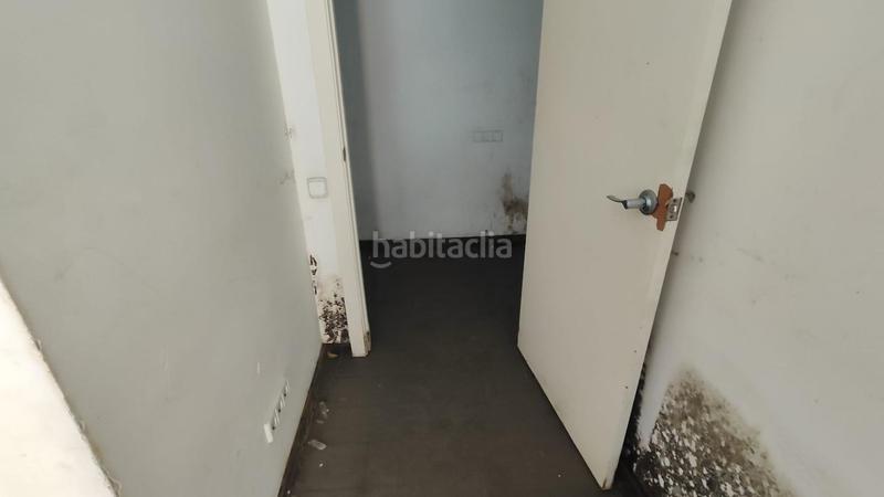 Foto 38b47fcb-9afc-4ca7-872b-c581f3799be4. Local comercial a Centre Rubí