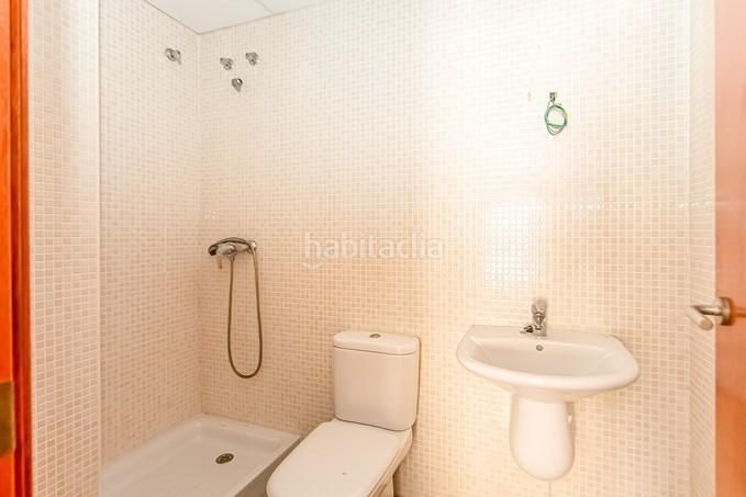 Foto dcd17056-8d46-418e-a03c-aed519dee360. Alquiler local comercial local en Malgrat de Mar
