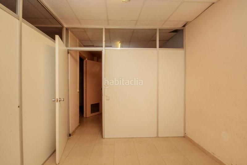 Foto 0e03a25d-f000-4ca8-bc3c-42f458b41b31. Casa con parcheggio in Ca n'Oriac Sabadell