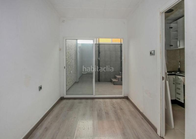 Foto 94f8860a-1880-43d9-897f-ca2ae79c4aaa. Casa con parcheggio in Ca n'Oriac Sabadell