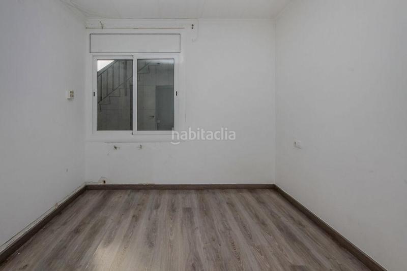 Foto b93d22e9-9945-4063-87cf-c9aab88b0007. Casa con parcheggio in Ca n'Oriac Sabadell