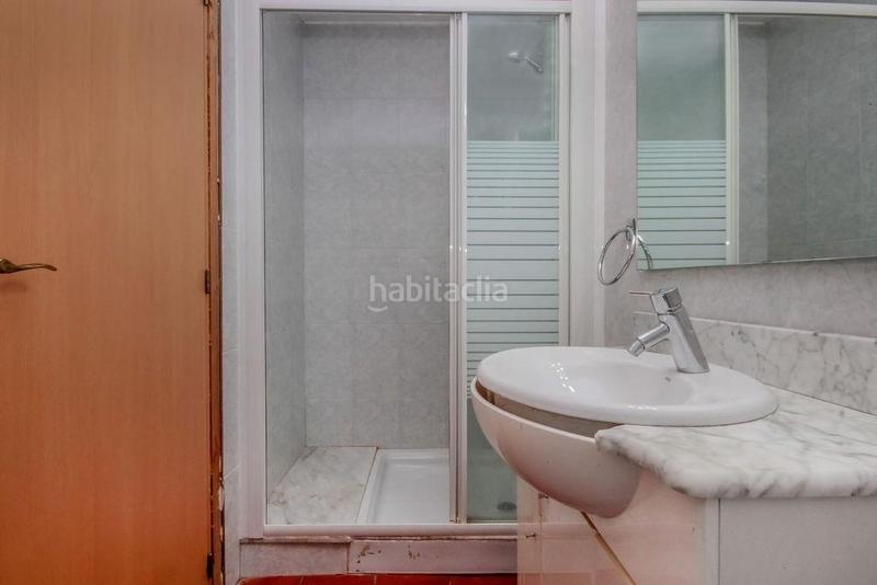 Foto bad86604-548d-46ad-9a79-81f64cf868aa. Casa con parcheggio in Ca n'Oriac Sabadell