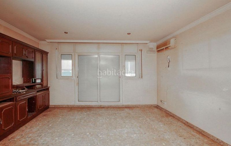Foto ebd278b7-abd1-4235-90a6-6121b648e368. Casa amb aparcament a La Plana del Pintor Sabadell