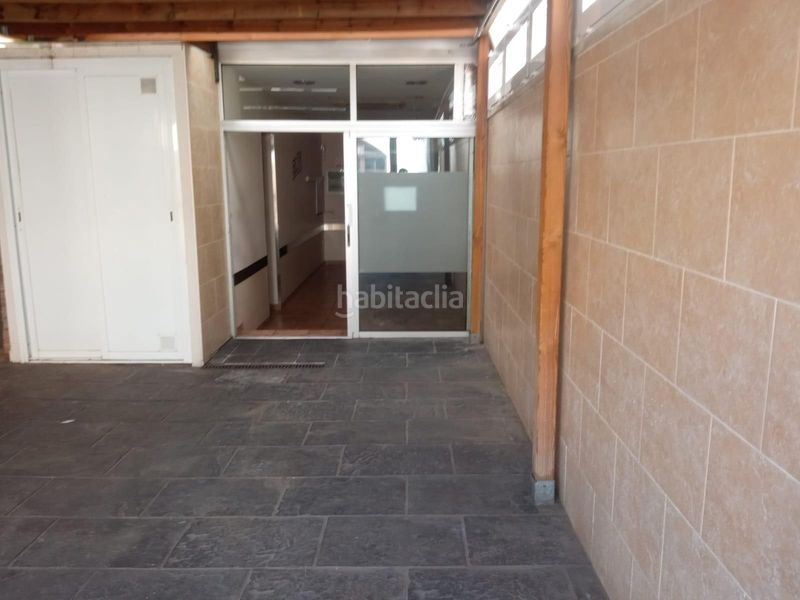 Foto 9d4c3872-23b2-4ea3-b2a3-c97c3f0214c2. Casa a Eixample Sabadell